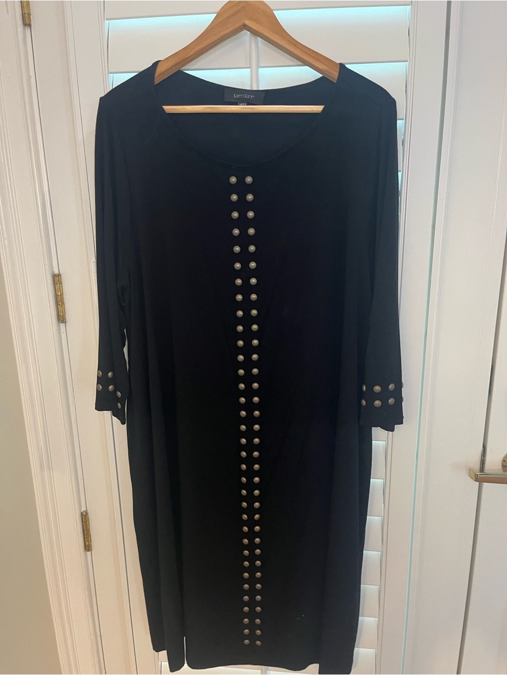 Karen Kane Black Long-Sleeve Stud-Trim Shift Dress 2X